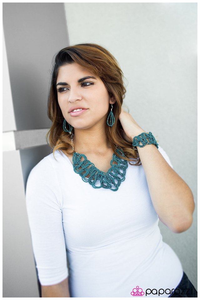 Paparazzi ♥ Im KNOT Over You - Blue ♥ Bracelet