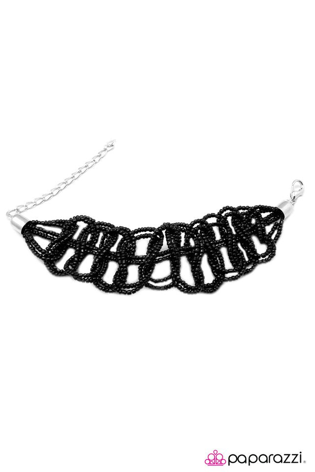 Paparazzi ♥ The BRAID and The Bold - Black ♥ Bracelet