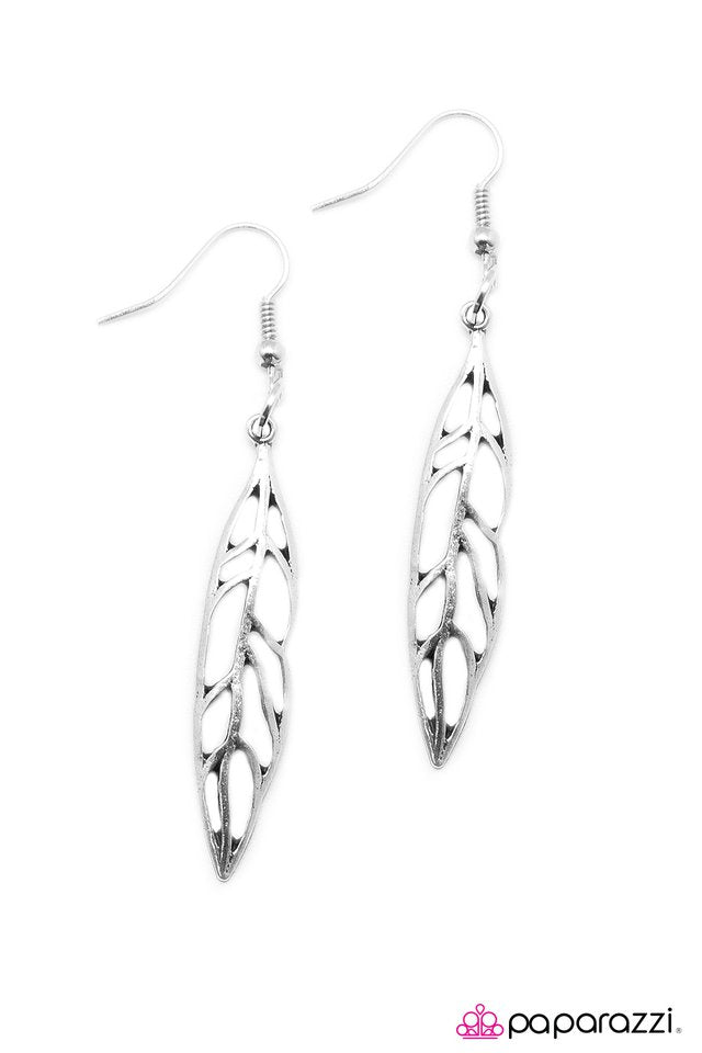 Paparazzi ♥ Flight Risk - Silver ♥ Earrings