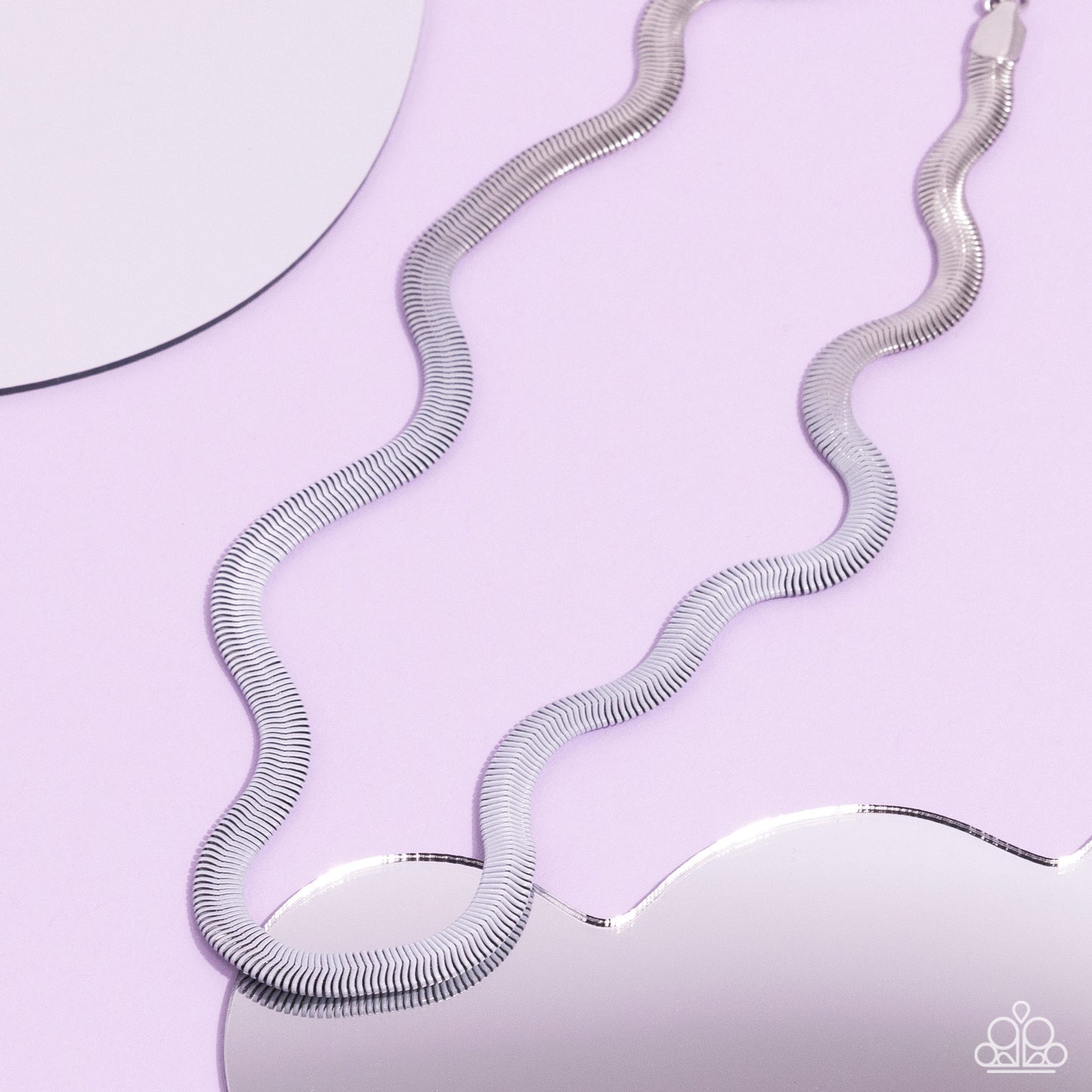 spray-paint-sass-white-p2ed-wtxx-069xx