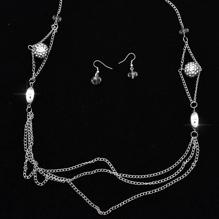 silver-disco-balls-with-geometric-shapes--limited-stock-necklace-p9017