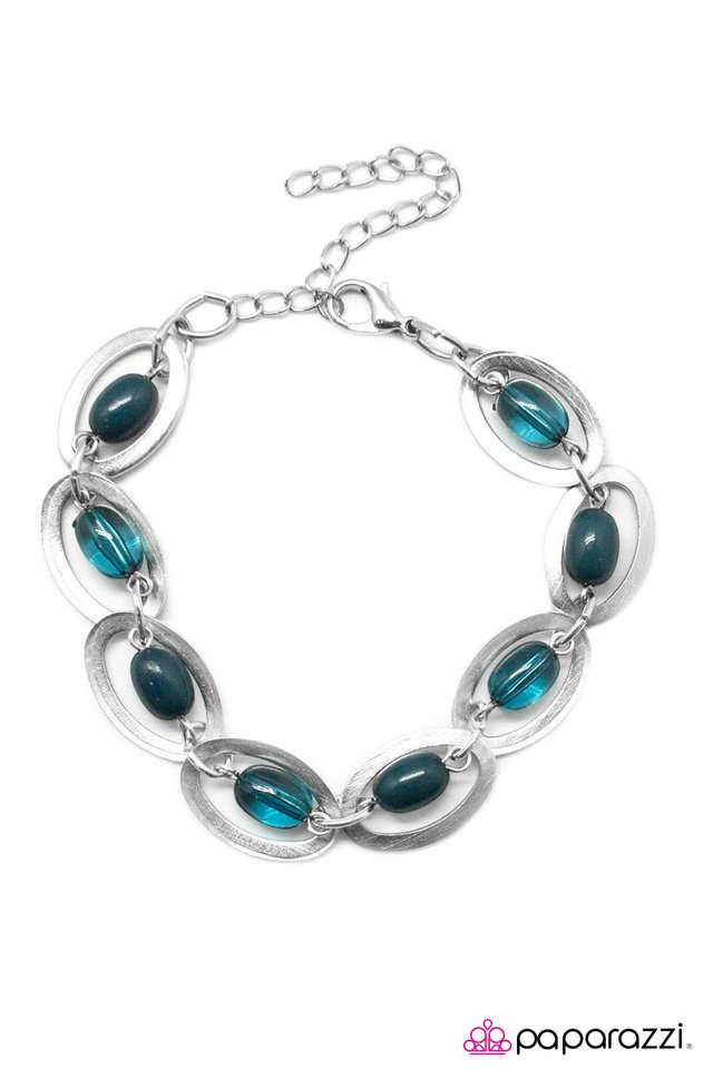 Paparazzi ♥ Sci-Fi Queen - Blue ♥ Bracelet