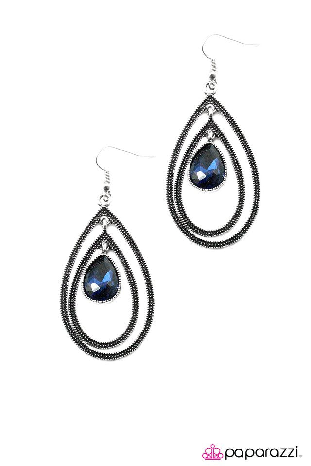 Paparazzi ♥ Cry Me A River - Blue ♥ Earrings