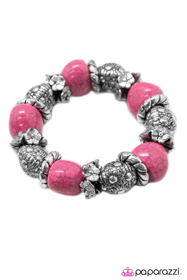 Paparazzi ♥ A La Mode - Pink ♥ Bracelet