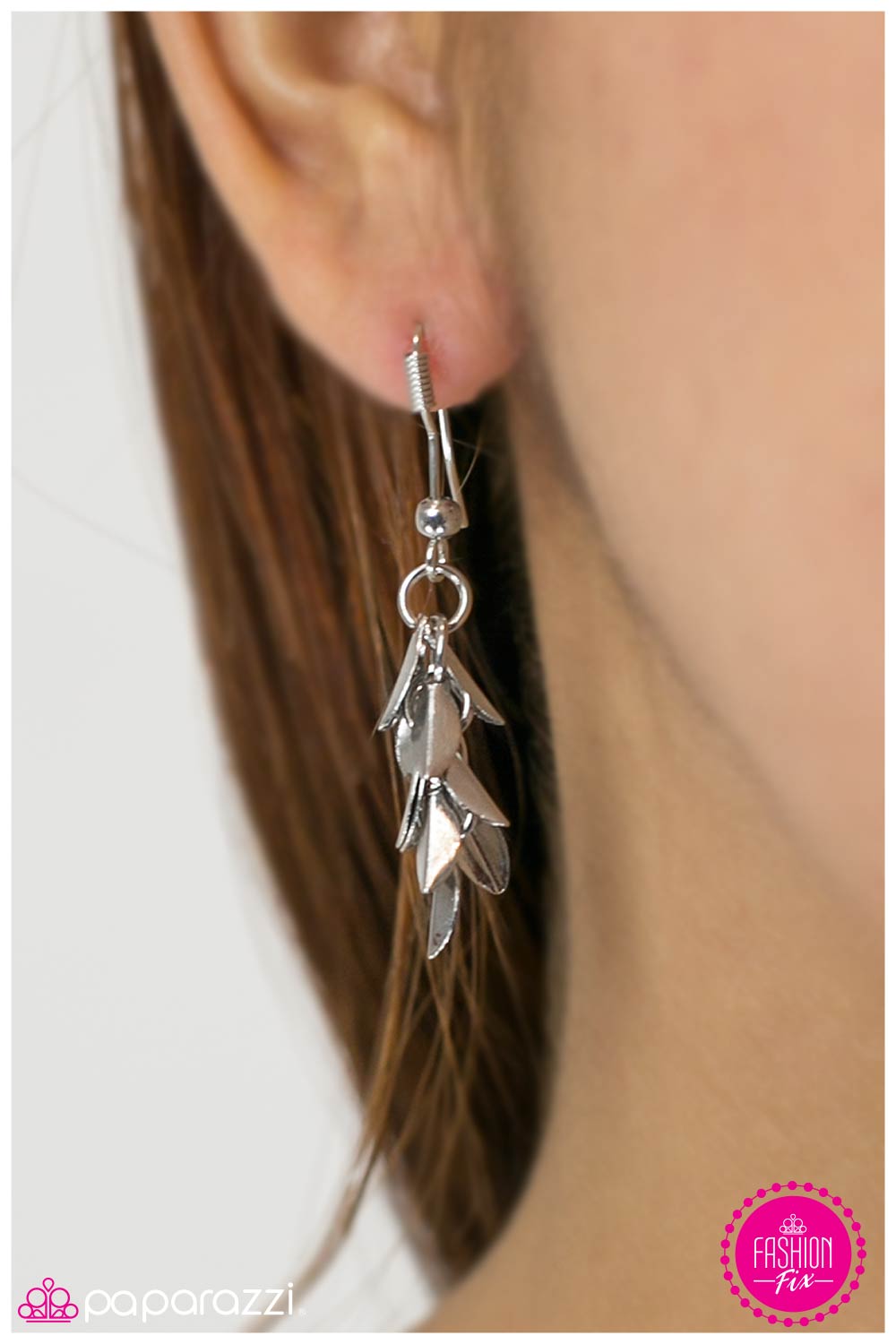 Paparazzi ♥ A Craving for Chaos - Silver ♥ Necklace