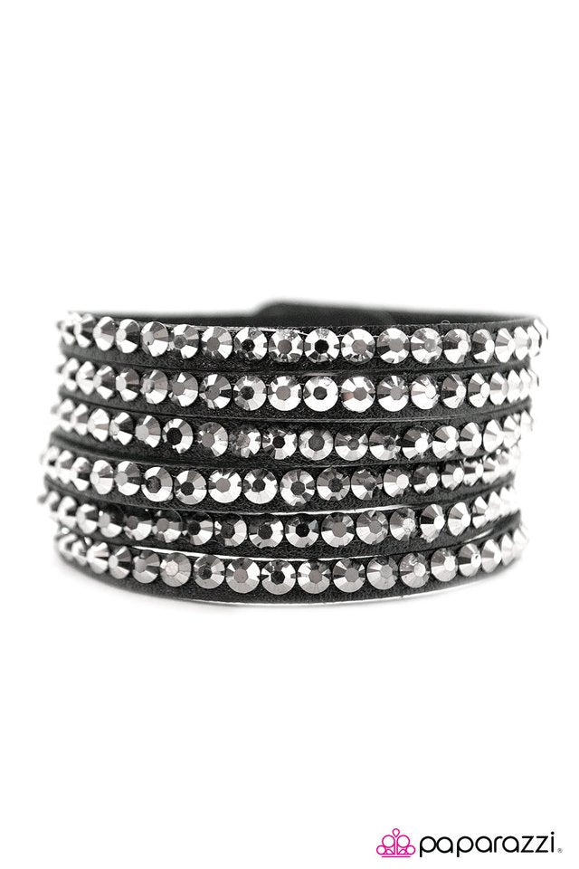 Paparazzi ♥ Ready To Rumble - Black ♥ Bracelet