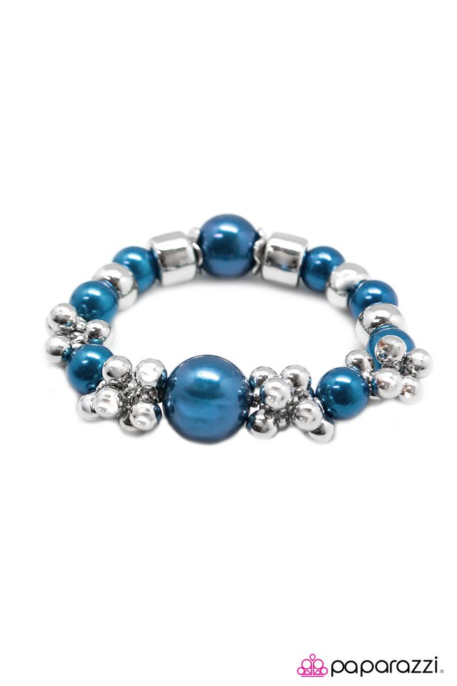 Paparazzi ♥ Arm Candy - Blue ♥ Bracelet