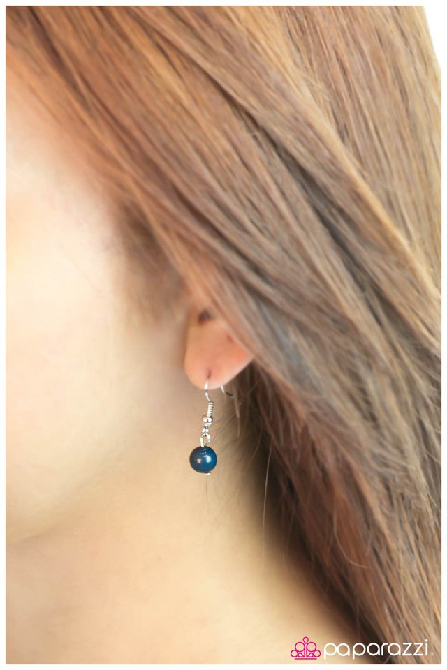 Paparazzi ♥ Cant Get No Satisfaction - Multi ♥ Lanyard