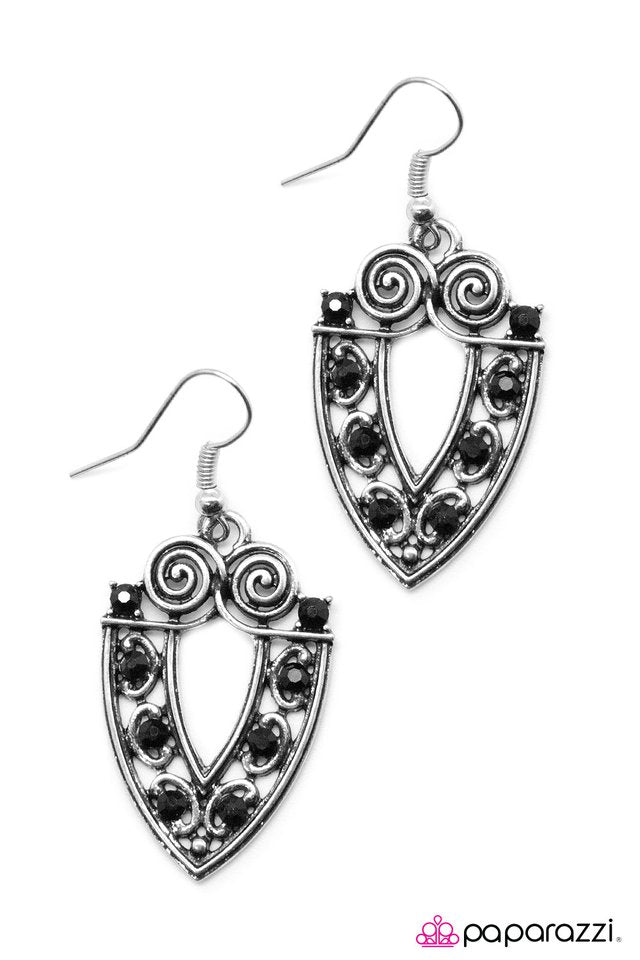 Paparazzi ♥ Call A Spade A Spade - Black ♥ Earrings