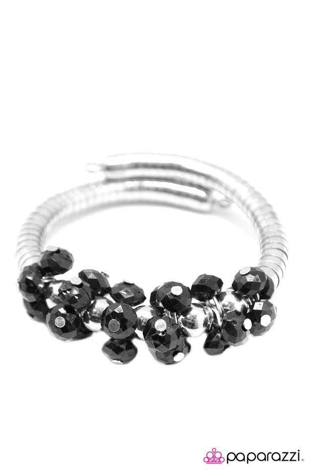 Paparazzi ♥ Im Blushing - Black ♥ Bracelet