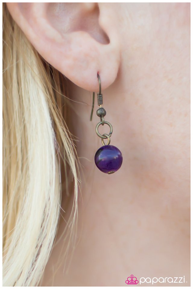 Paparazzi ♥ Pebble in My Pocket - Purple ♥ Necklace