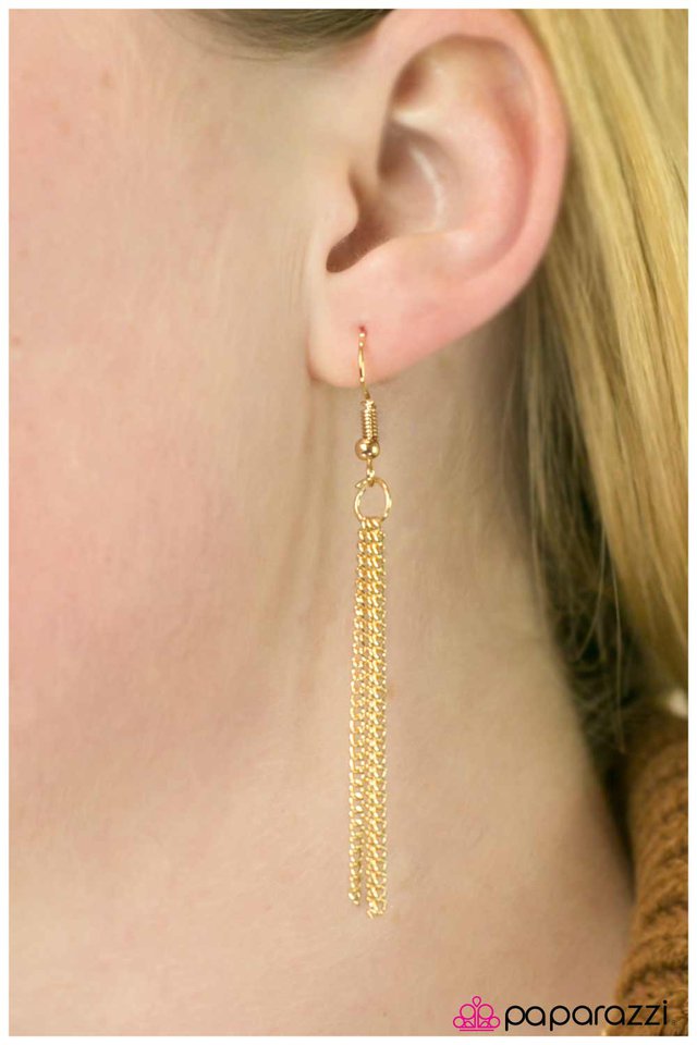 Paparazzi ♥ Enlightenment - Gold ♥ Necklace