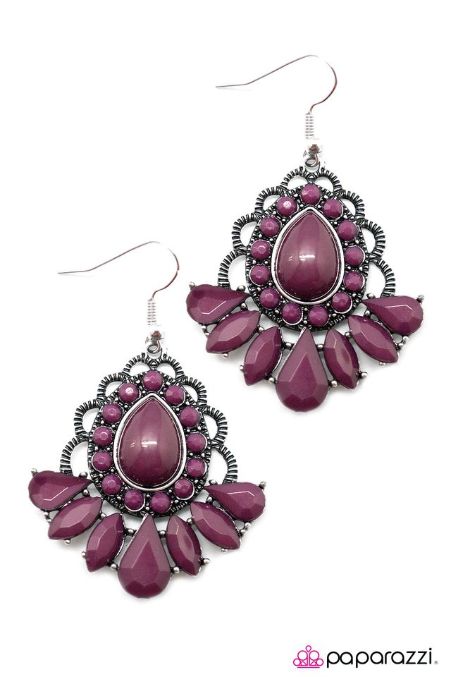 Paparazzi ♥ Mama Mia - Purple ♥ Earrings