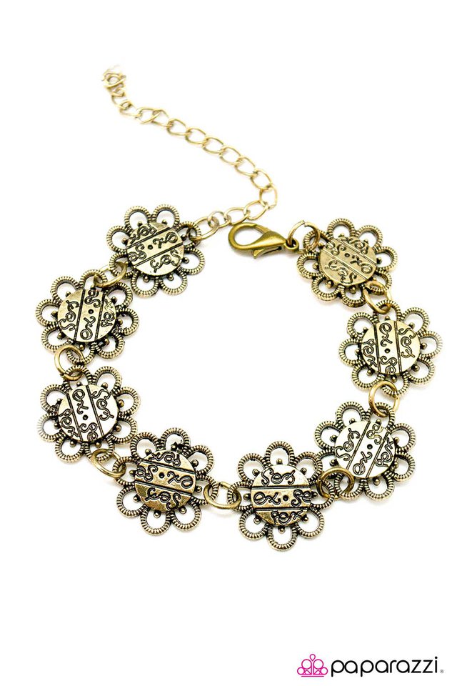 Paparazzi ♥ Every Jack Has His Jill - Brass ♥ Bracelet