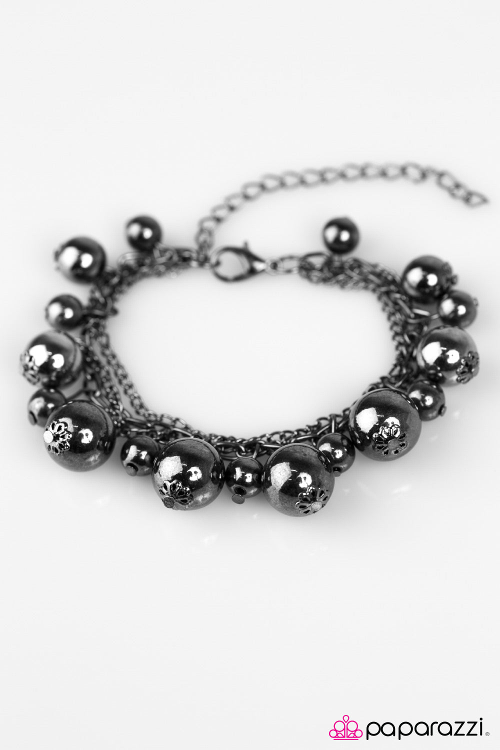 Paparazzi ♥ Get On Your Feet - Black ♥ Bracelet