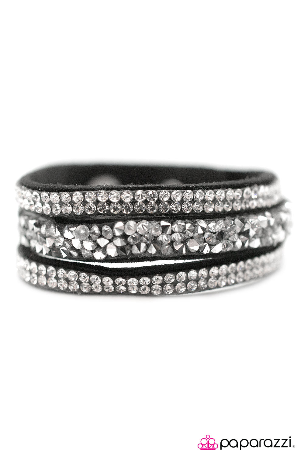 Paparazzi ♥ Rock You Like A Hurricane - Black ♥ Bracelet