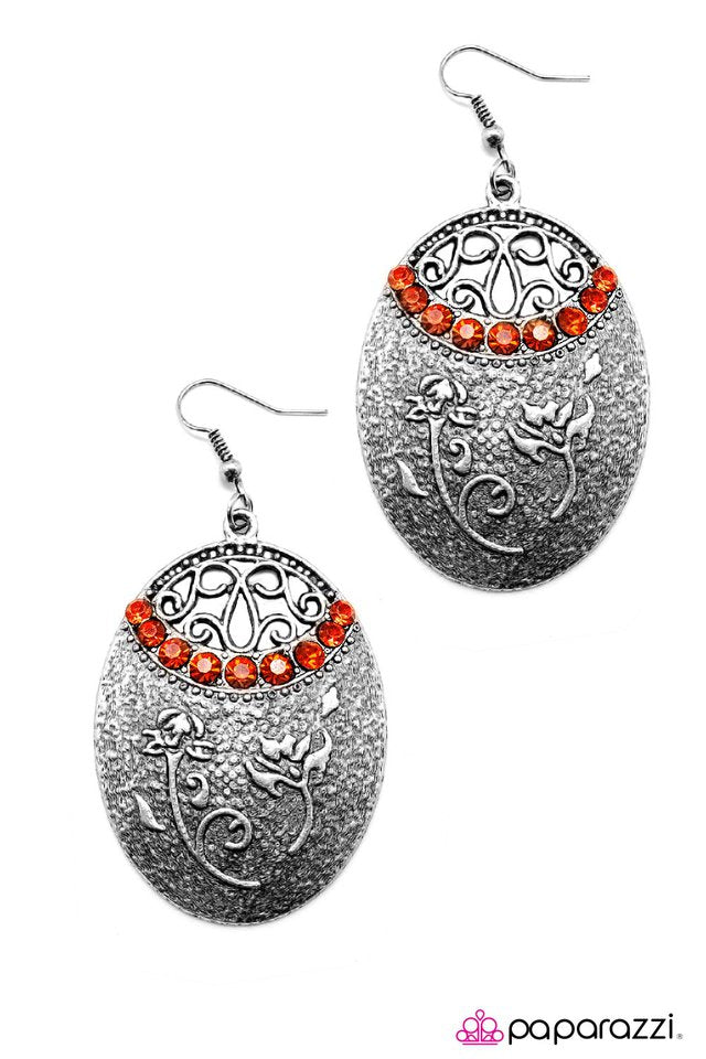 Paparazzi ♥ Pretty As A Picture - Orange ♥ Earrings