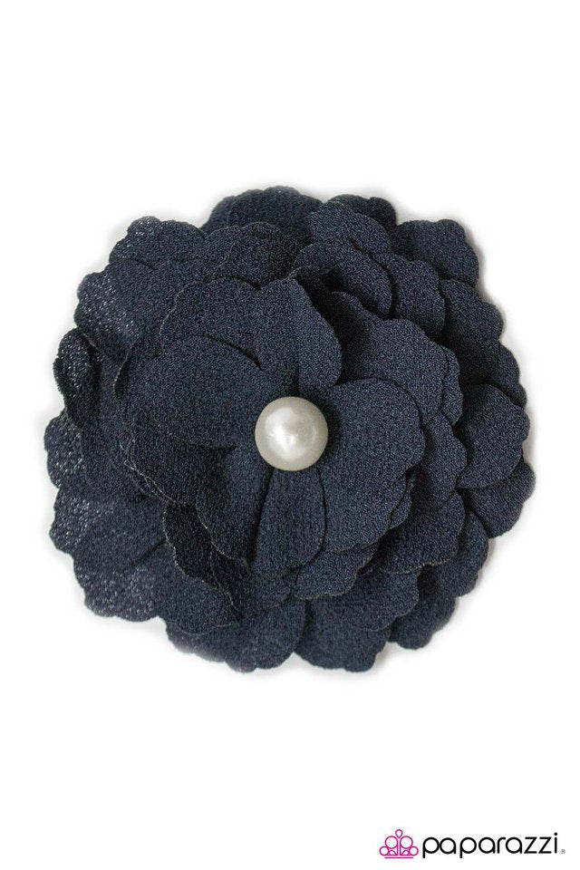 Paparazzi ♥ He Loves Me - Blue ♥ Hair Clip