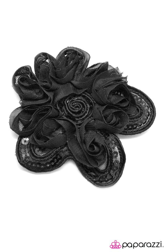 Paparazzi ♥ Goodbye Kiss - Black ♥ Hair Clip