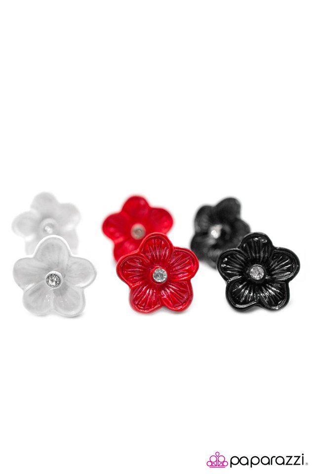 starlet-shimmer-earring-kit-2-p5ss-mtxx-002xx