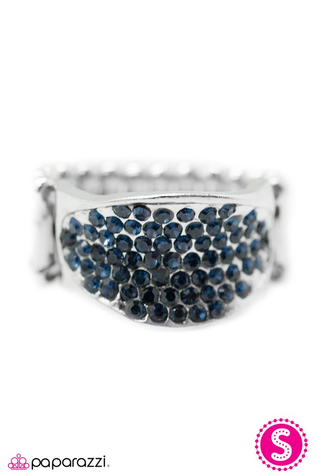 Paparazzi ♥ Sparkling Waters - Blue ♥ Ring