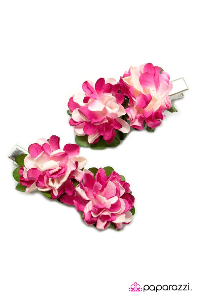 Paparazzi ♥ Paper Towns - Pink ♥ Hair Clip