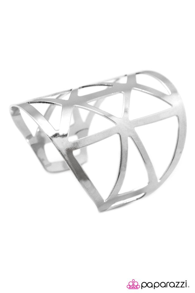 Paparazzi ♥ A Force To Be Reckoned With - Silver ♥ Bracelet
