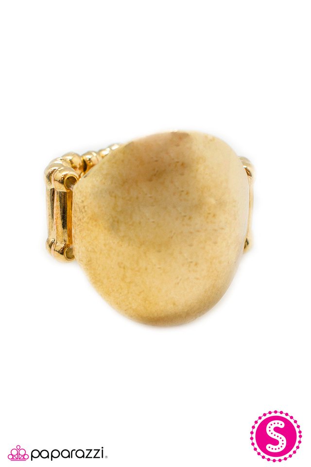 Paparazzi ♥ The Bell Curve - Gold ♥ Ring