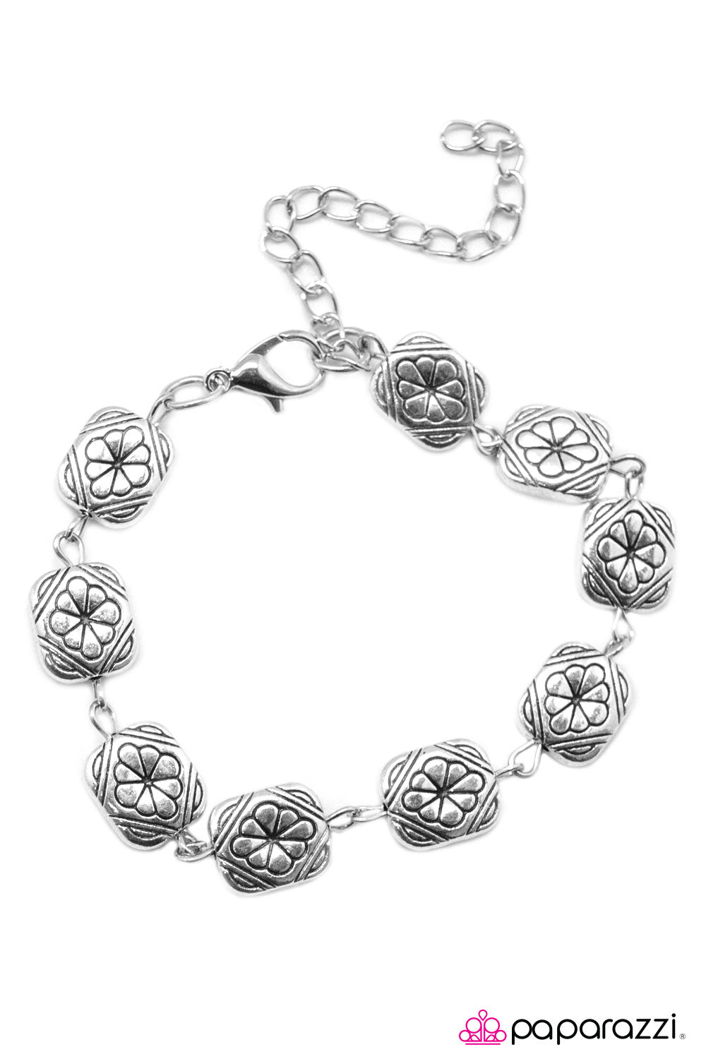 Paparazzi ♥ Bora Bora - Silver ♥ Bracelet