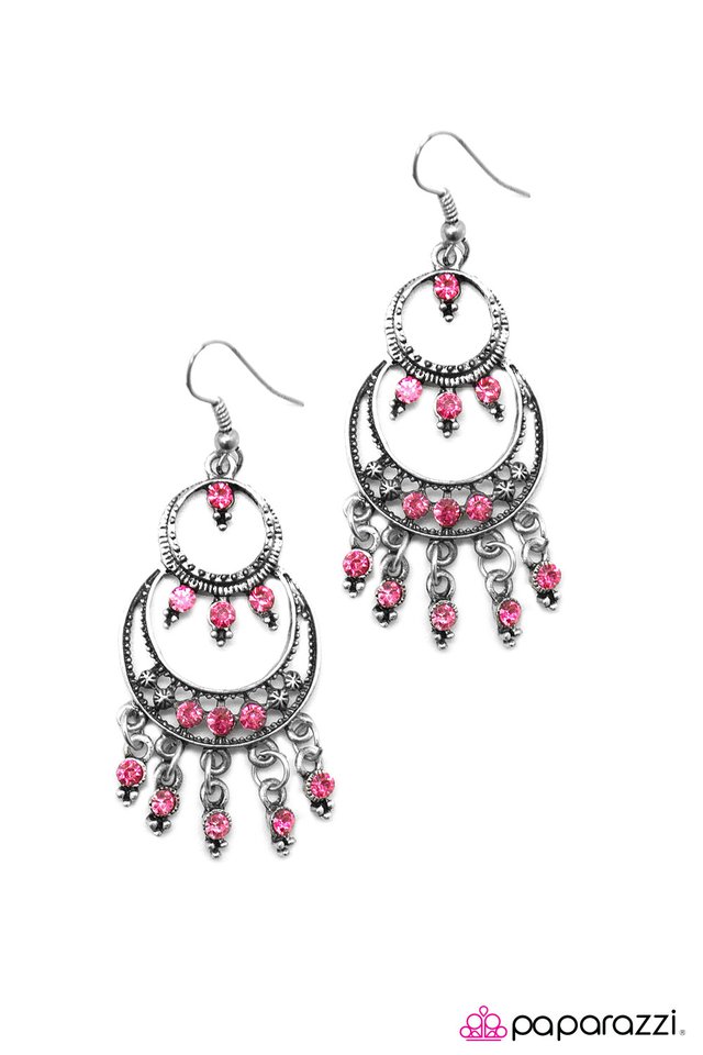 Paparazzi ♥ Girls Night Out - Pink ♥ Earrings