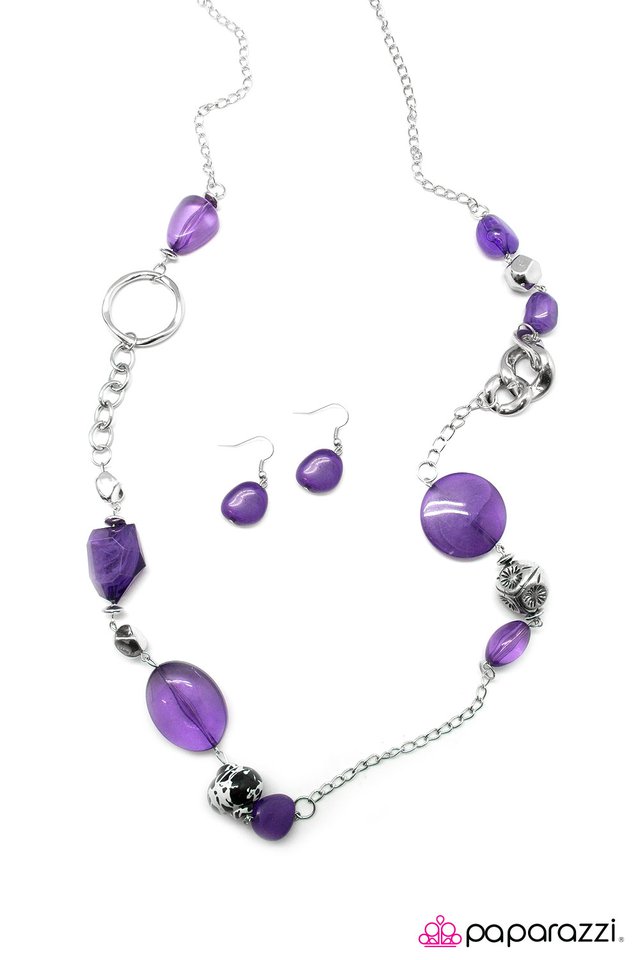 Paparazzi ♥ Sucker Punch - Purple ♥ Necklace