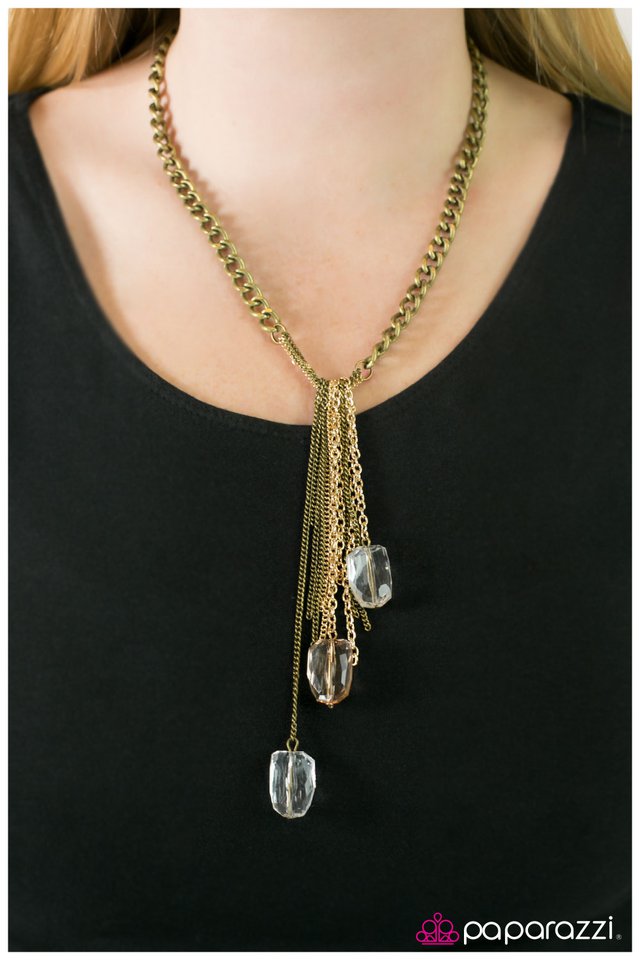 diamonds-are-a-girls-best-friend-p2wh-brxx-037xx