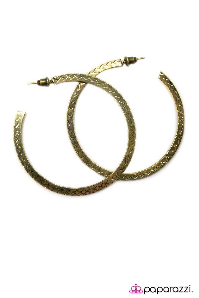 Paparazzi ♥ Crossfire - Brass ♥ Earrings