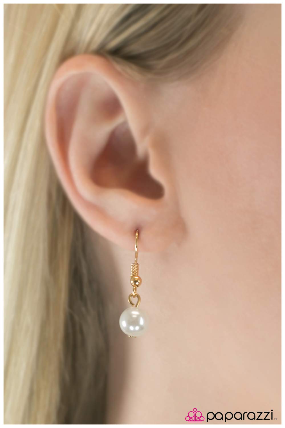 Paparazzi ♥ To Have And To Hold - Gold ♥ Necklace