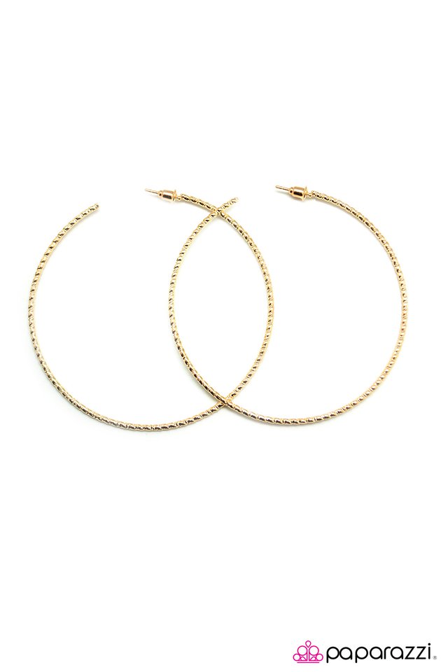 Paparazzi ♥ The Major Leagues - Gold ♥ Earrings