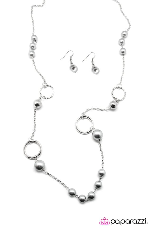 Paparazzi ♥ Always In Season - Silver ♥ Necklace