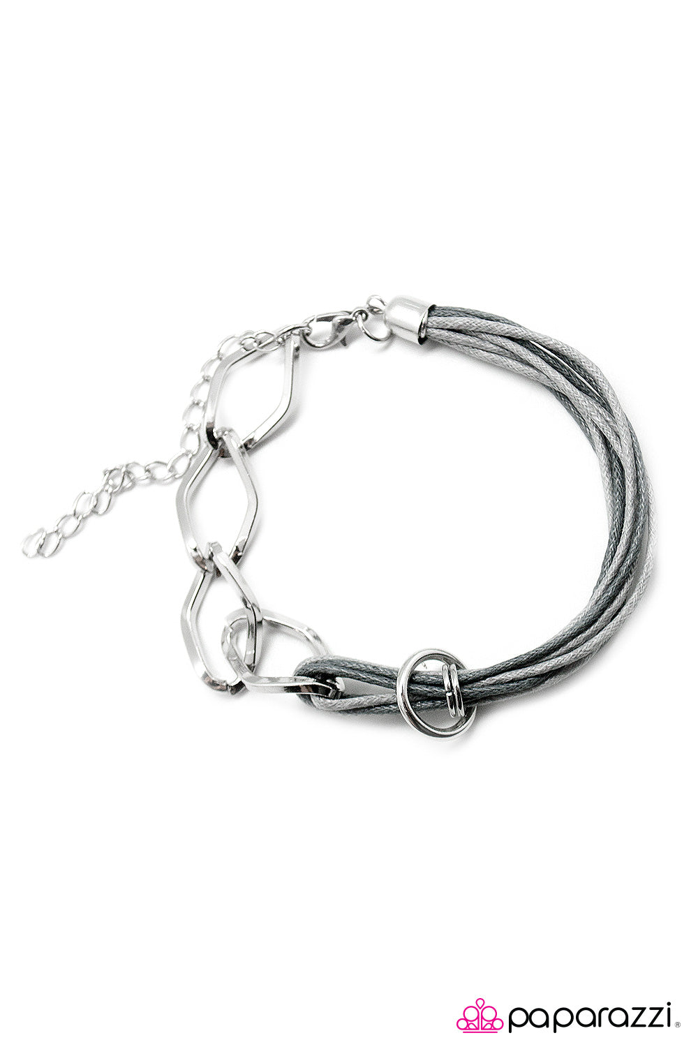 Paparazzi ♥ Hitching A Ride - Silver ♥ Bracelet