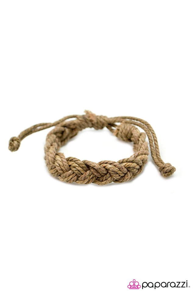 Paparazzi ♥ KNOT Much To Look At - Brown ♥ Bracelet