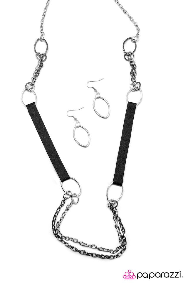 Paparazzi ♥ Backstage Passes - Black ♥ Necklace