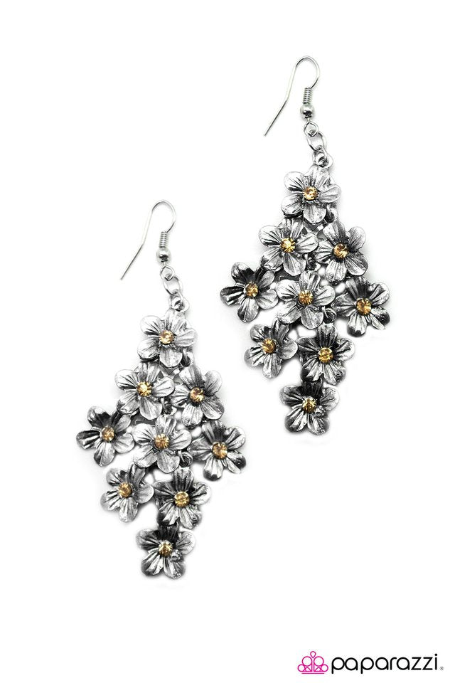 Paparazzi ♥ Ode To Spring - Brown ♥ Earrings