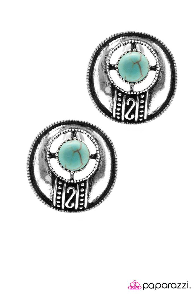 Paparazzi ♥ The Four Corners - Blue ♥ Post Earrings