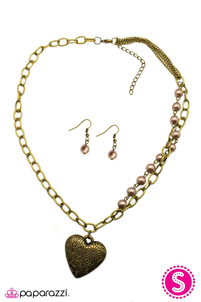 Paparazzi ♥ My Heart Is Set On You - Brass/Brown ♥ Necklace