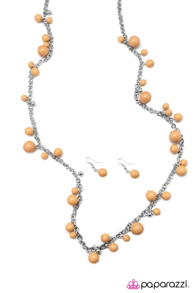 Paparazzi ♥ Madame Bovary - Yellow ♥ Necklace