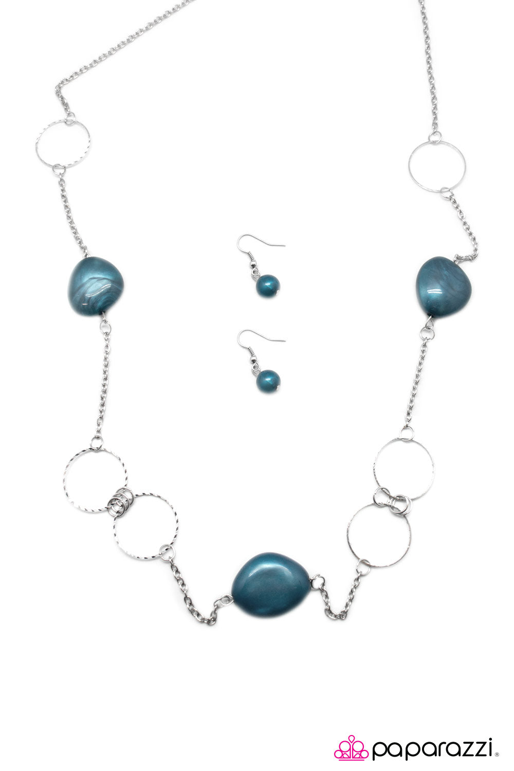Paparazzi ♥ Innocent and Illustrious - Blue ♥ Necklace