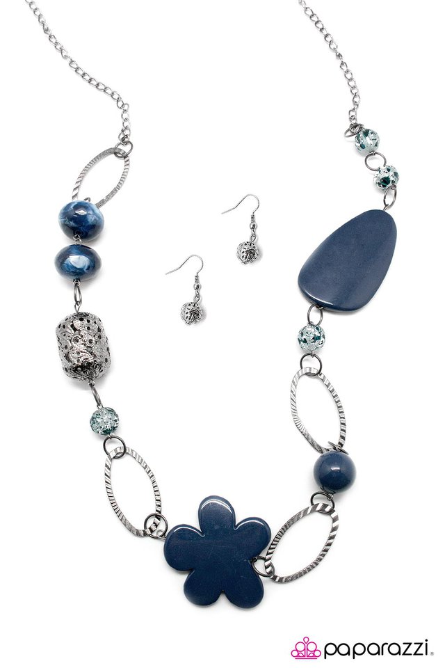 Paparazzi ♥ Tickle Your Fancy - Blue ♥ Necklace