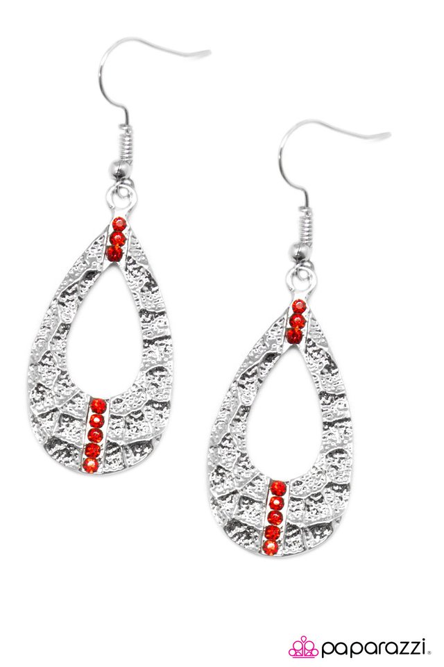 Paparazzi ♥ Shine On - Red ♥ Earrings