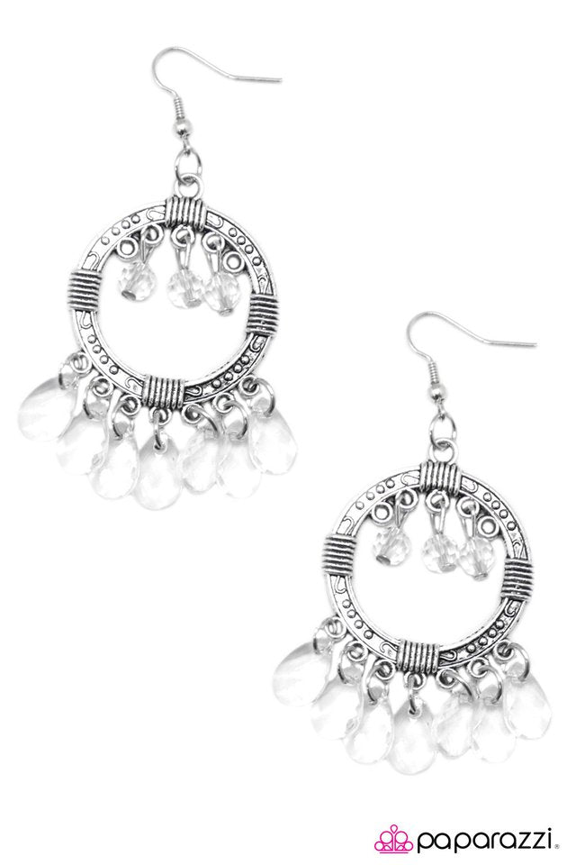 Paparazzi ♥ Cha-Cha-Cha - White ♥ Earrings