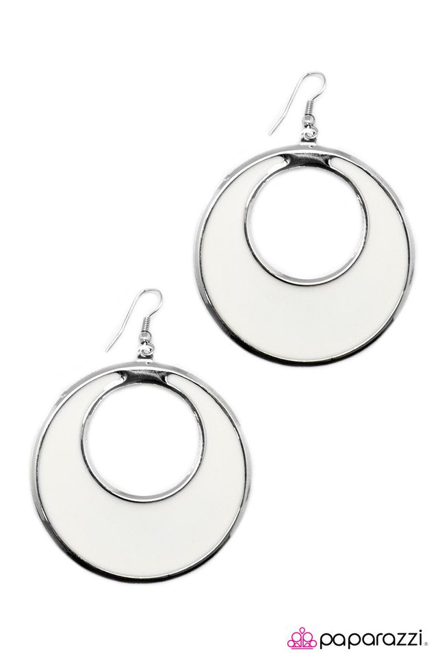Paparazzi ♥ Moonlight Mambo - White ♥ Earrings