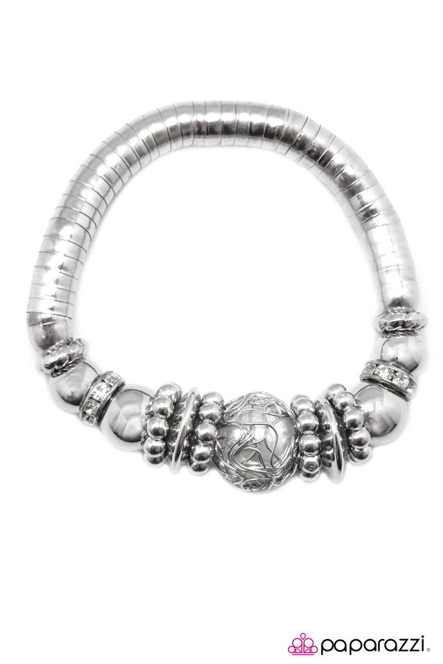 Paparazzi ♥ Let Your Guard Down - White ♥ Bracelet