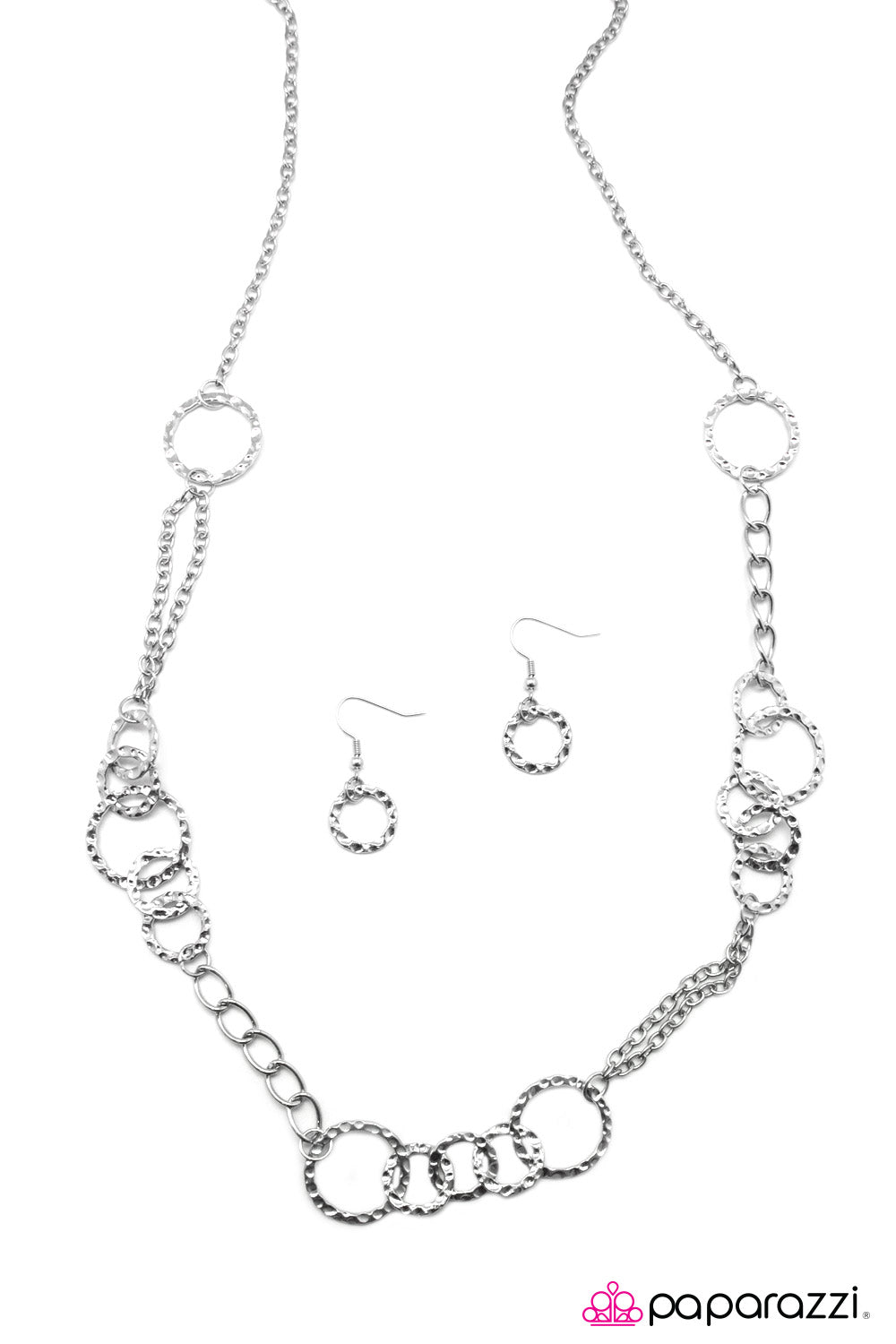 Paparazzi ♥ Dont METAL In My Affairs! - Silver ♥ Necklace